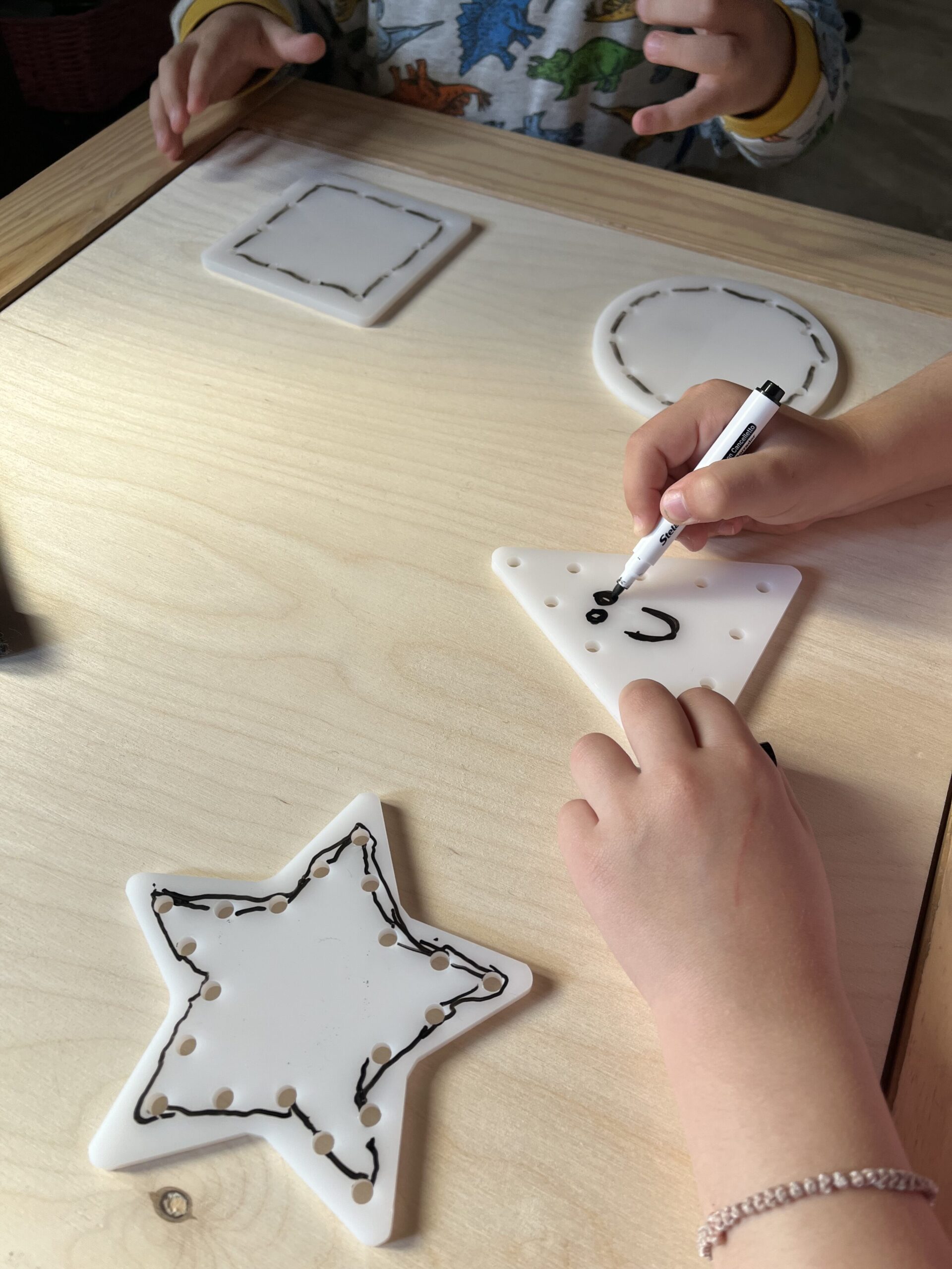 Ακρυλικά Σχήματα Λεπτής Κινητικότητας με Βελόνα - Image 4