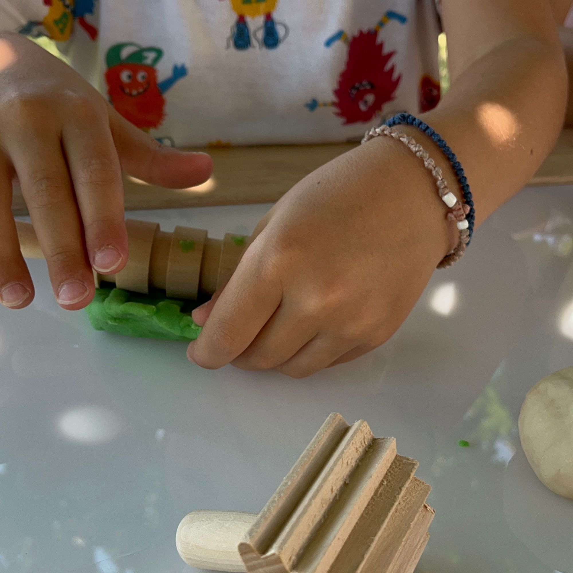 Ergaleia plastelinis (3)